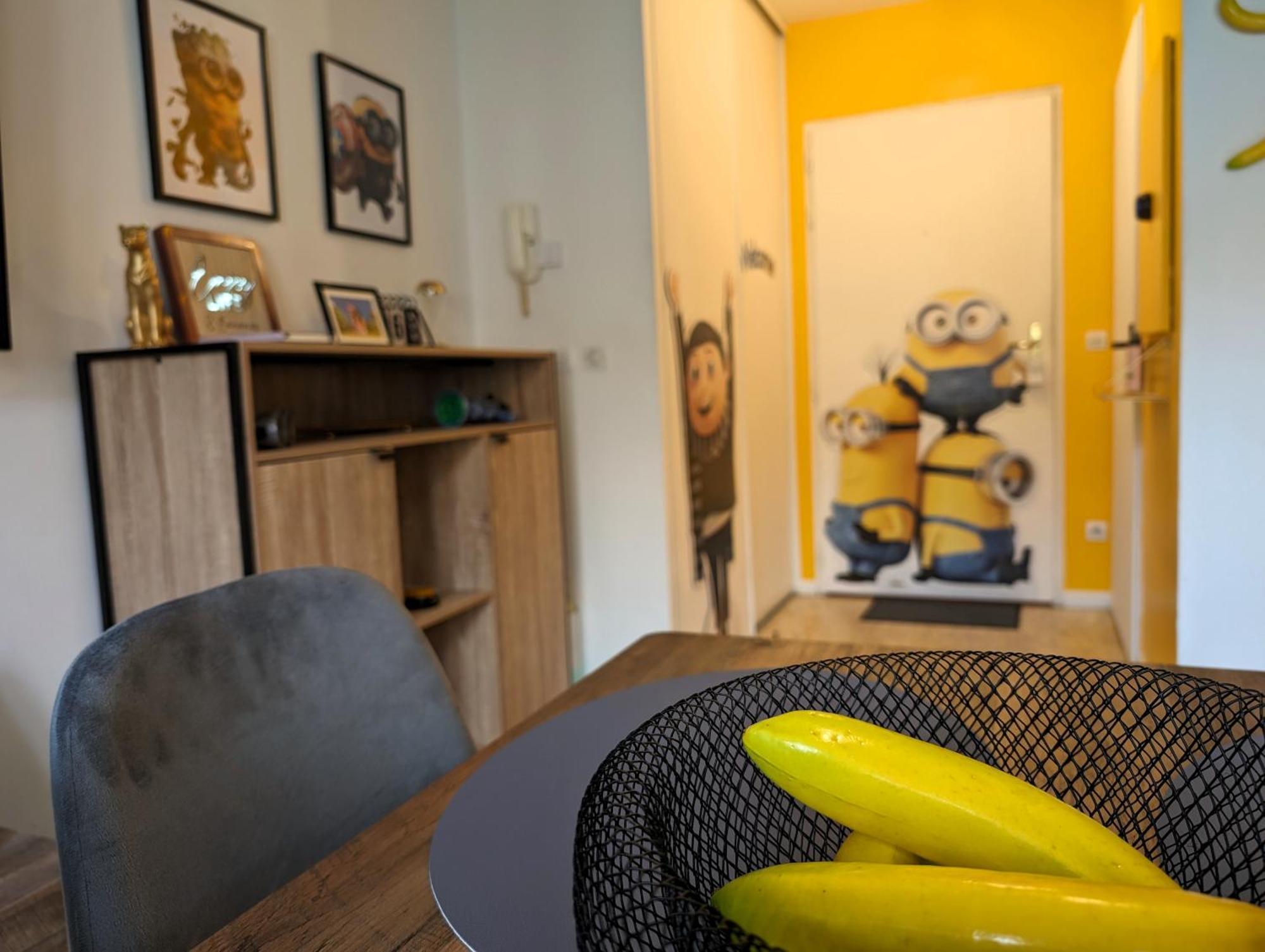 Le Repaire Des Minions - 10' Disney - Familial Bailly-Romainvilliers Eksteriør billede