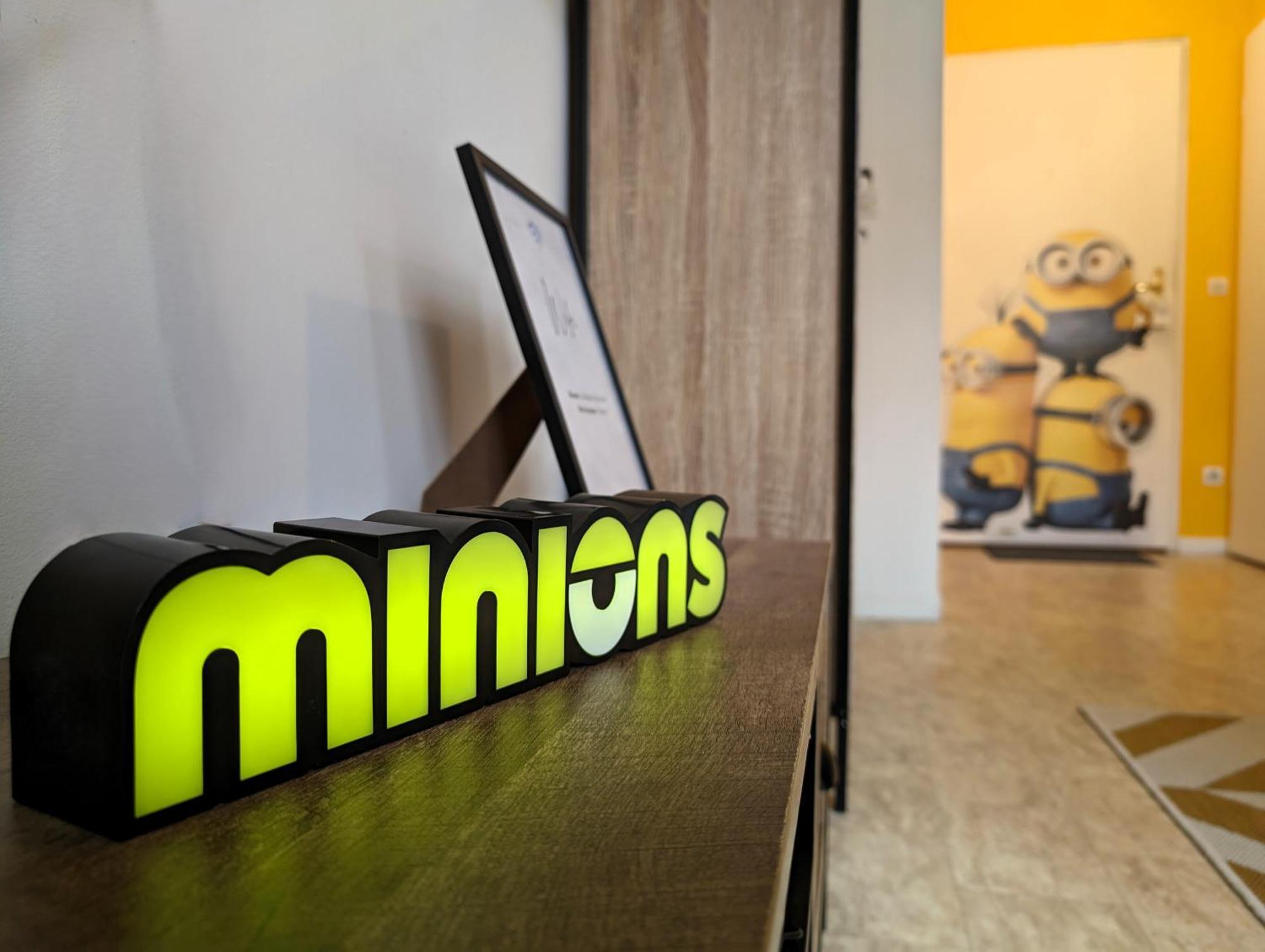 Le Repaire Des Minions - 10' Disney - Familial Bailly-Romainvilliers Eksteriør billede